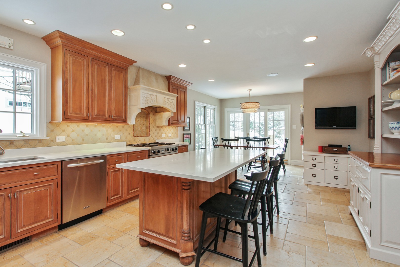 190 Maple Hill Road Glencoe, IL 60022 - Photo 9 of 27