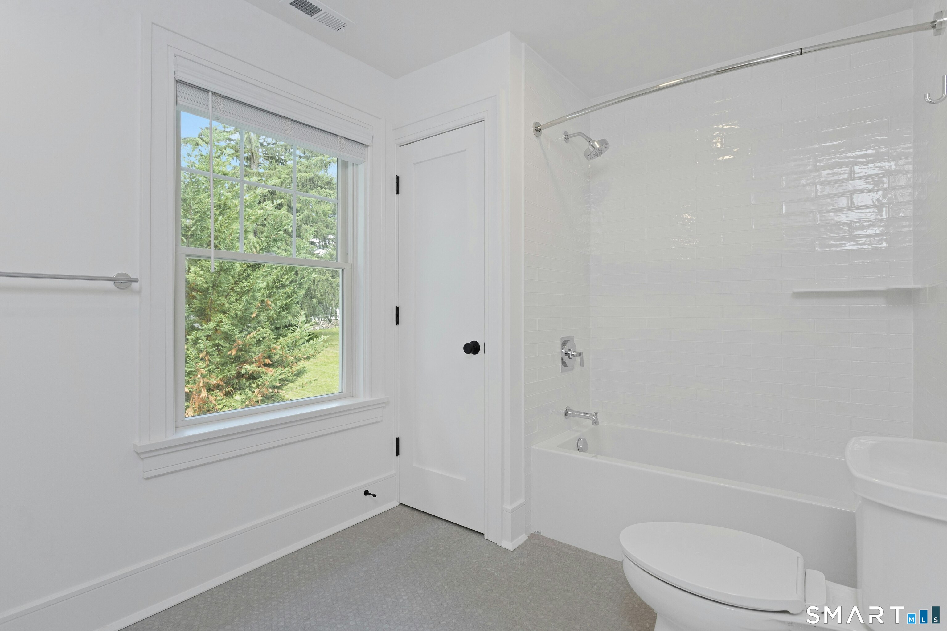 16 R Old Stamford Road New Canaan, CT 06840 - Photo 22 of 36