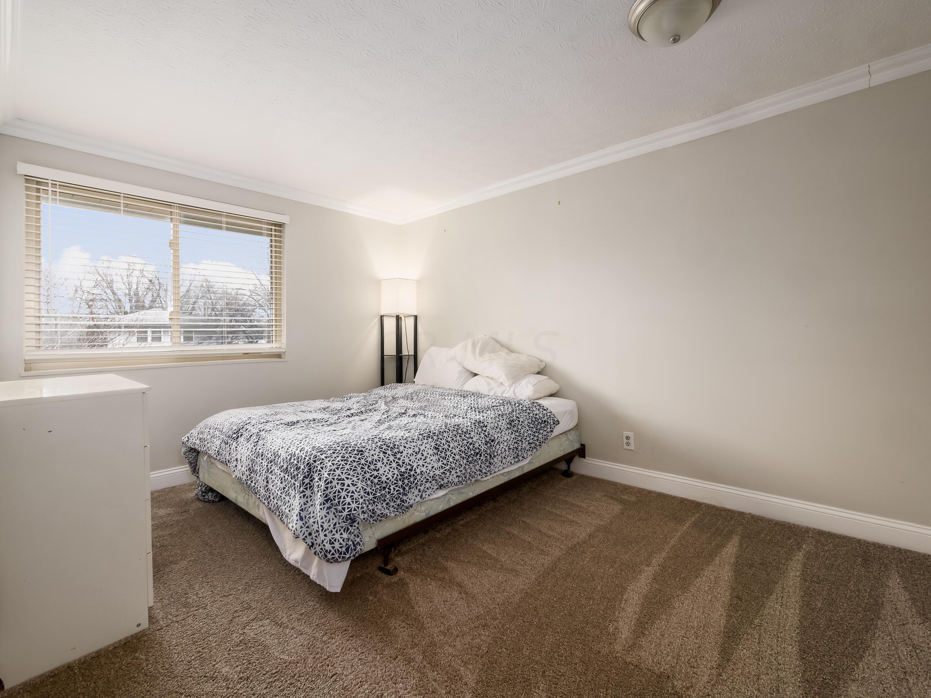 1801 Brookfield Road Columbus, OH 43229 - Photo 20 of 47 N_1801_brookfield_040