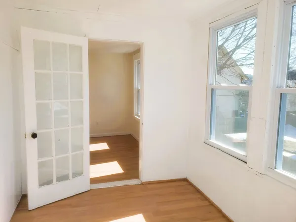 $2,500 | 26 Arlington Street, Unit 2, Lowell, MA 01854