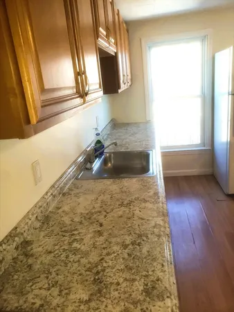 $2,500 | 26 Arlington Street, Unit 2, Lowell, MA 01854