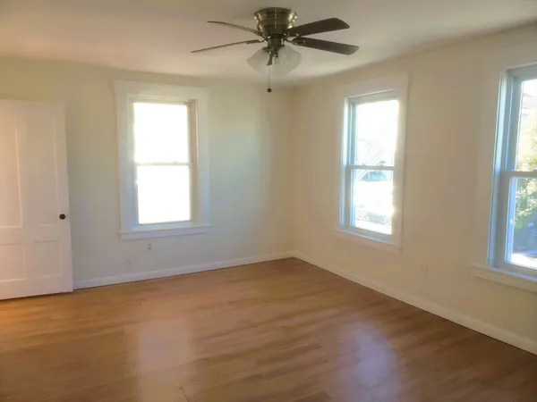 $2,500 | 26 Arlington Street, Unit 2, Lowell, MA 01854