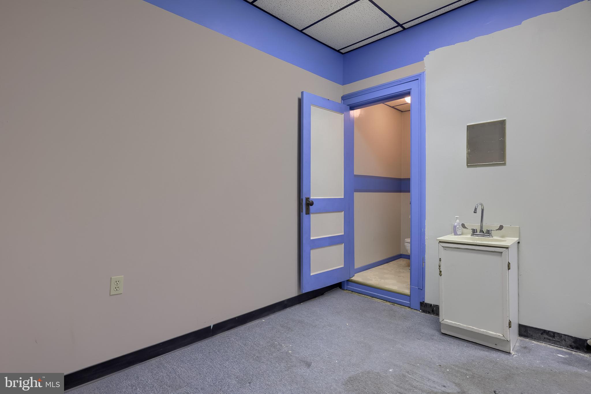 12 South Queen Street Lancaster, PA 17603 - Photo 27 of 58