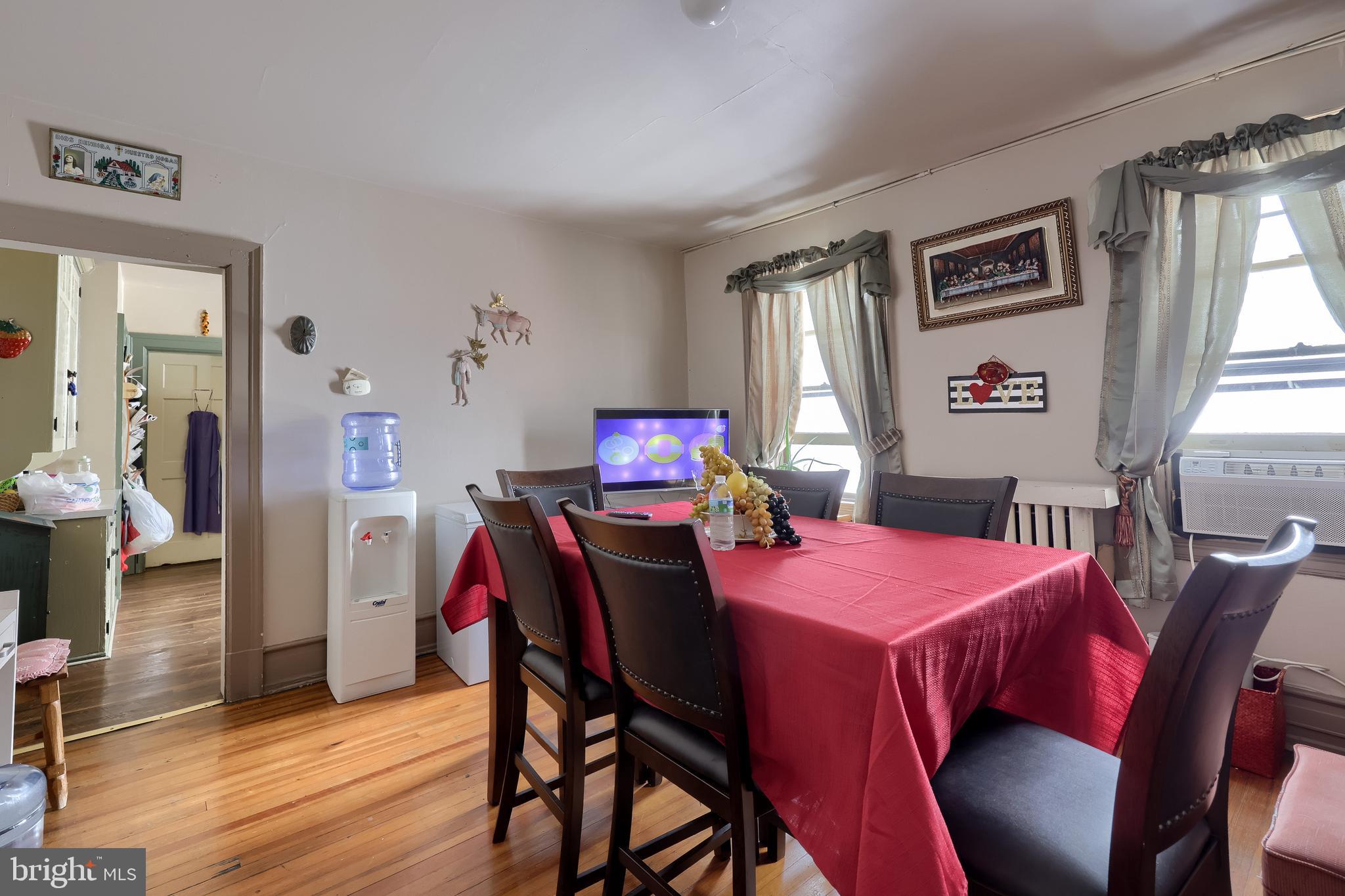 12 South Queen Street Lancaster, PA 17603 - Photo 47 of 58 a dining room with furniture and window