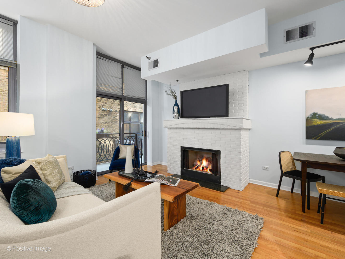 1201 West Adams Street, Unit 409 Chicago, IL 60607 - Photo 5 of 16 Gallery Image 5