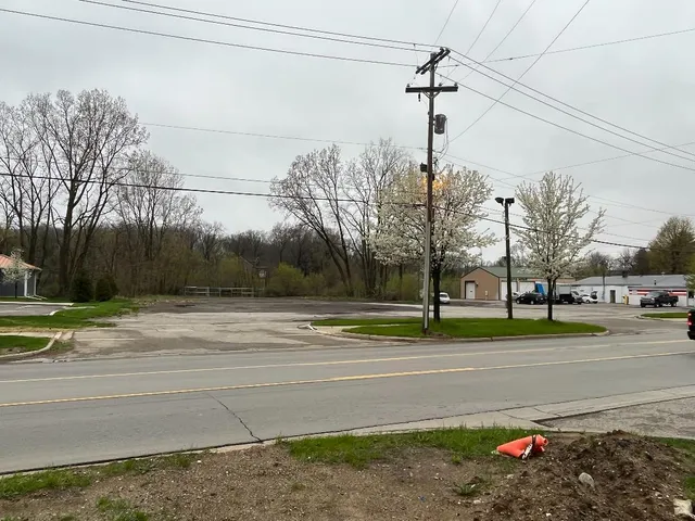 $199,000 | 10420 Brooklyn Road, Brooklyn, MI 49230