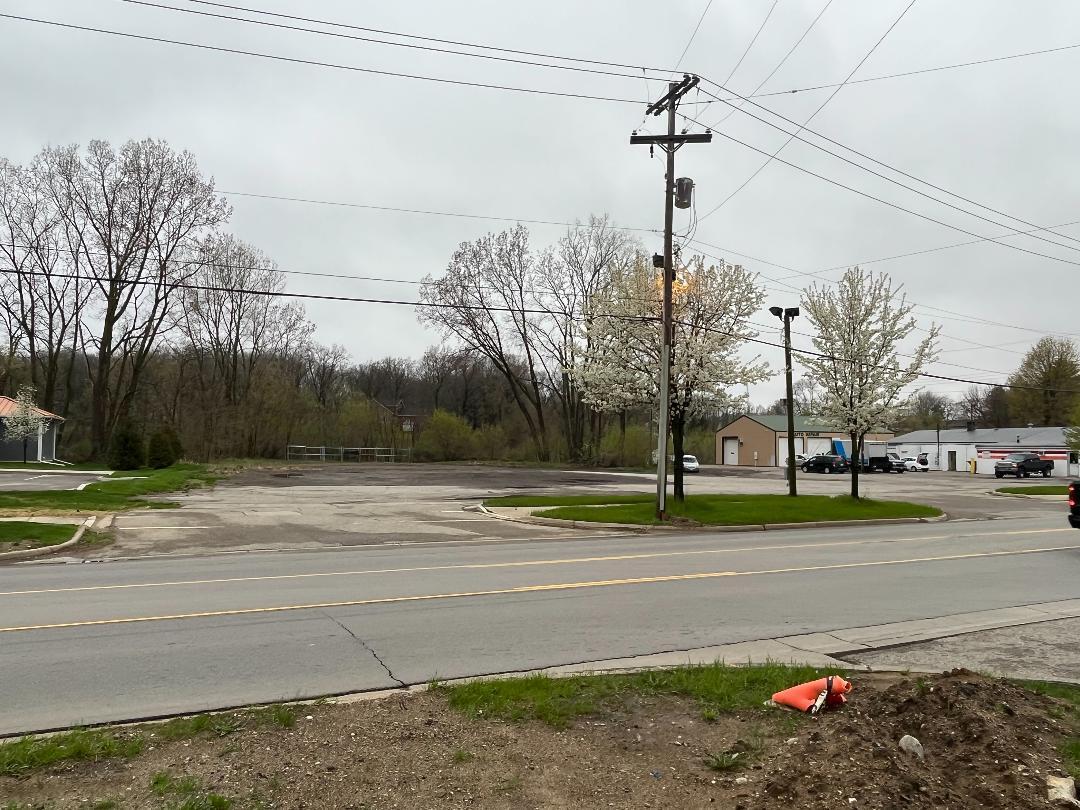 10420 Brooklyn Road Brooklyn, MI 49230 - Photo 2 of 8 10420brooklynrd7