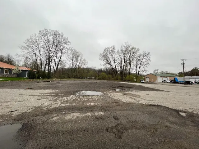 $199,000 | 10420 Brooklyn Road, Brooklyn, MI 49230