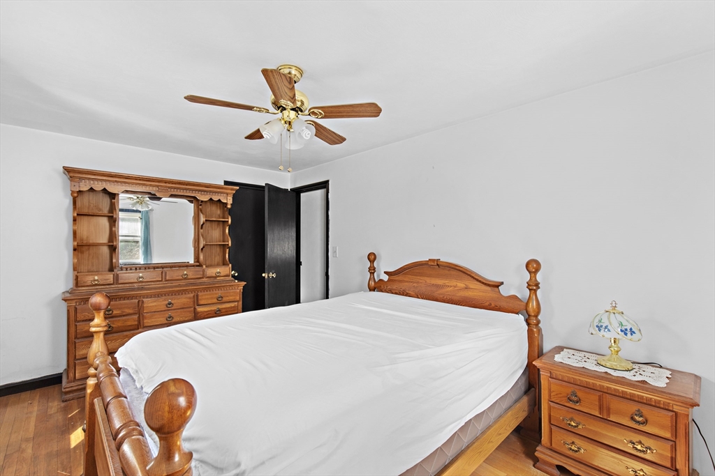 11 Winnetuxet Road Plympton, MA 02367 - Photo 18 of 29 Gallery Image 18