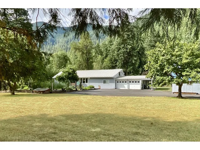 $575,000 | 46386 Highway 58, Westfir, OR 97492