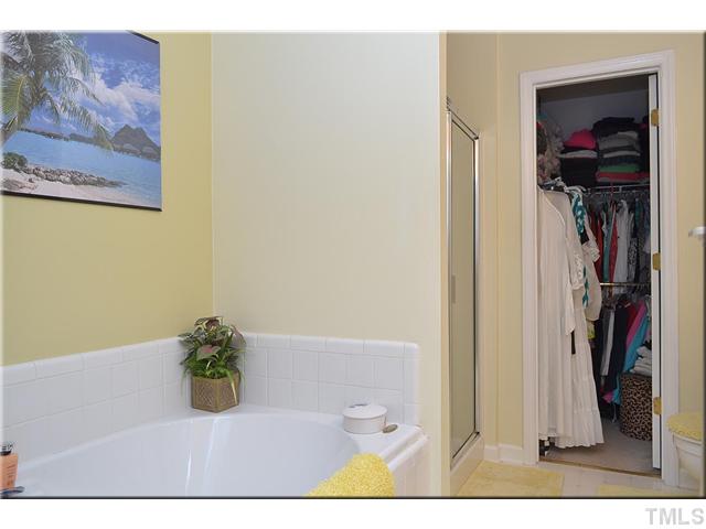 1223 Red Beech Court Raleigh, NC 27614 - Photo 19 of 25 Gallery Image 19