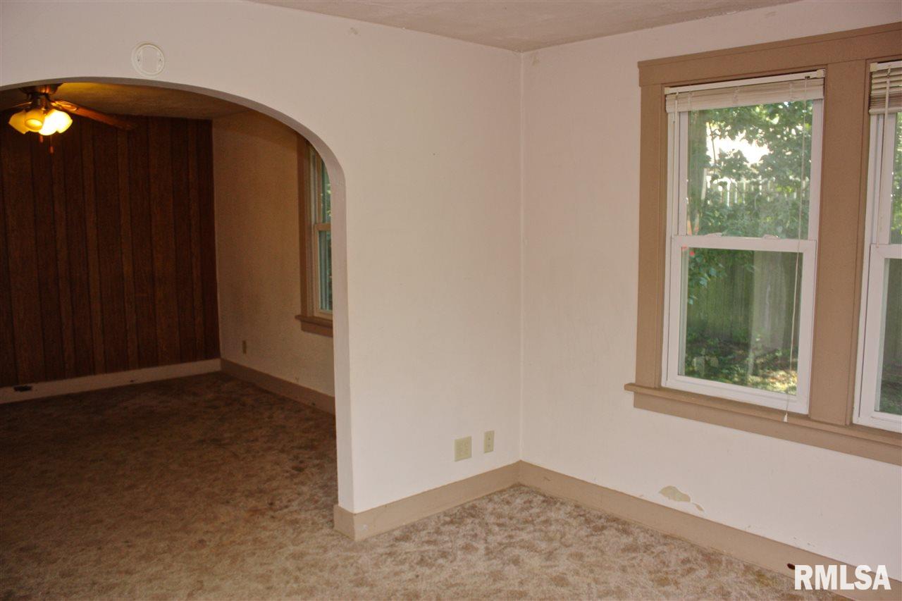15 Rosenberg Court Pekin, IL 61554 - Photo 13 of 29 Gallery Image 13