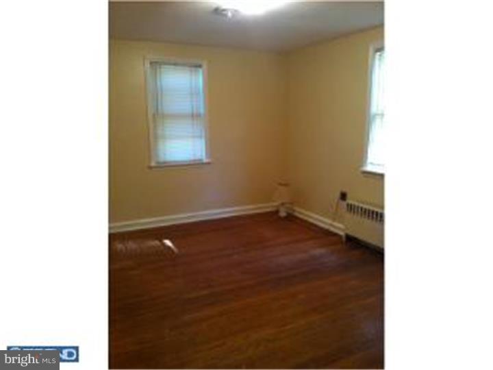 546 South Forklanding Road Maple Shade, NJ 08052 - Photo 14 of 17 Bedroom 2