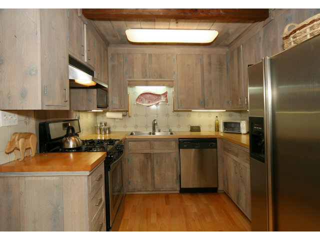 440 Thayer Road Santa Cruz, CA 95060 - Photo 7 of 25 Gallery Image 7