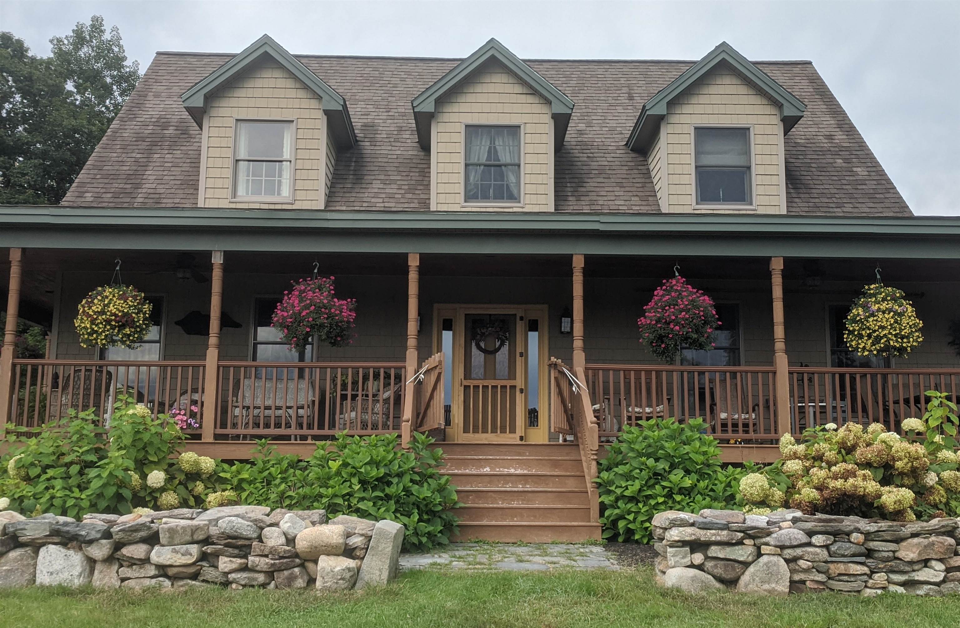 47 Aiken Road Farmington, NH 03835 - Photo 1 of 58