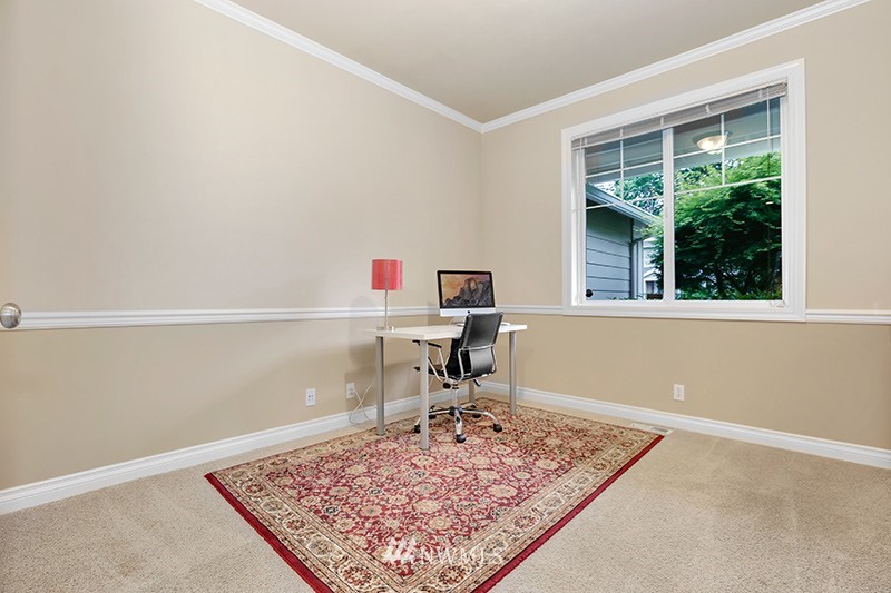 117 Elma Place Southeast Renton, WA 98059 - Photo 14 of 25 Gallery Image 14