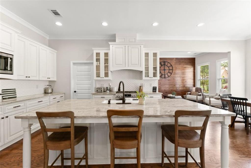 845 Walnut River Trail Hoschton, GA 30548 - Photo 4 of 74