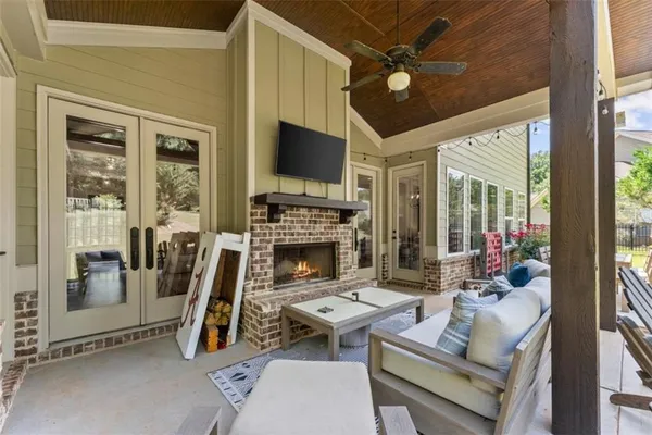 $724,000 | 845 Walnut River Trail, Hoschton, GA 30548