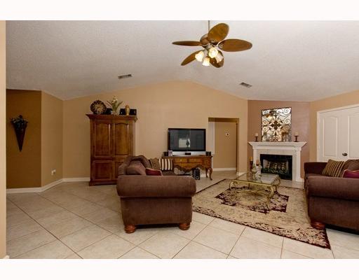 2517 Ridgecrest Road Marrero, LA 70072 - Photo 3 of 12 Gallery Image 3