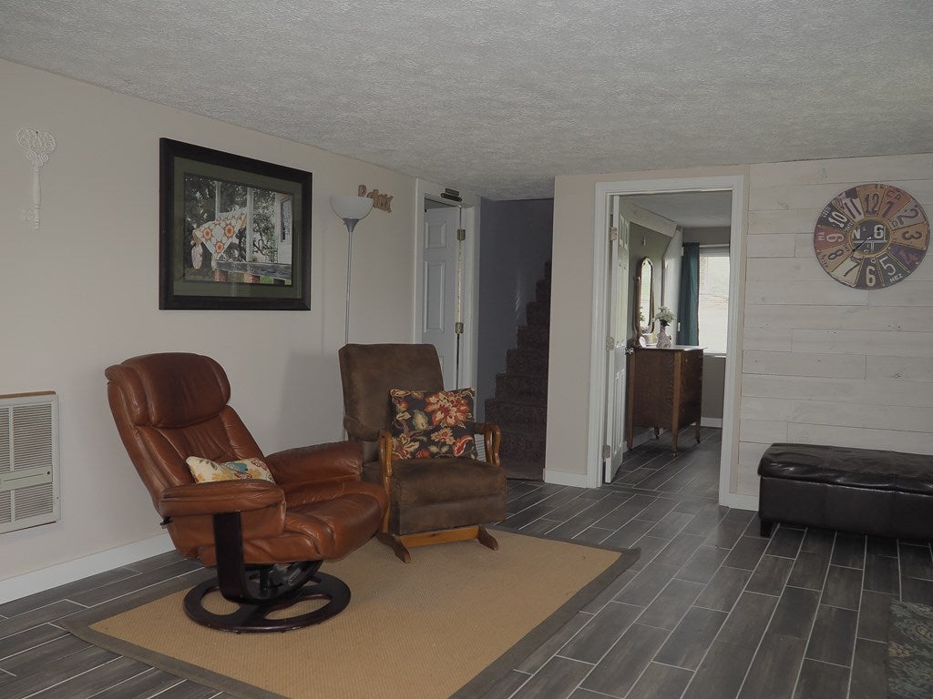 2138 Snow Hill Road Galax, VA 24333 - Photo 19 of 36 Gallery Image 19