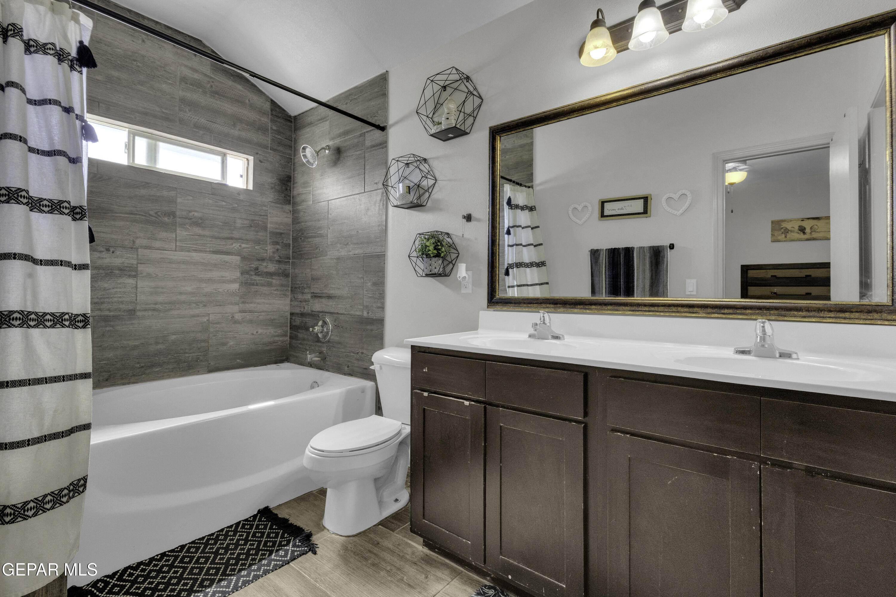 11056 Gem Valley Road Socorro, TX 79927 - Photo 34 of 54 4 (9)