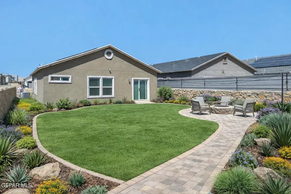 $255,555 | 11056 Gem Valley Road, Socorro, TX 79927