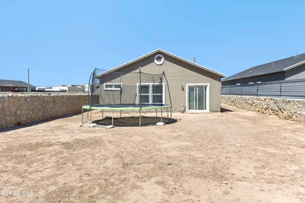 $255,555 | 11056 Gem Valley Road, Socorro, TX 79927