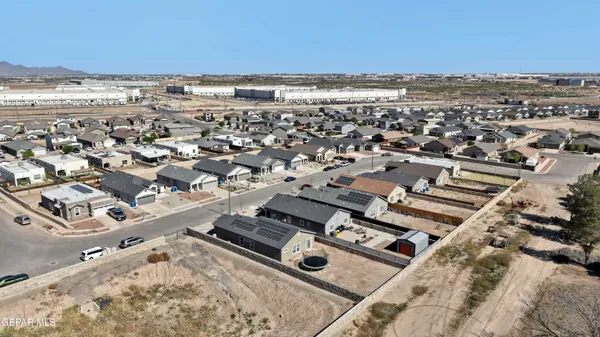 $255,555 | 11056 Gem Valley Road, Socorro, TX 79927