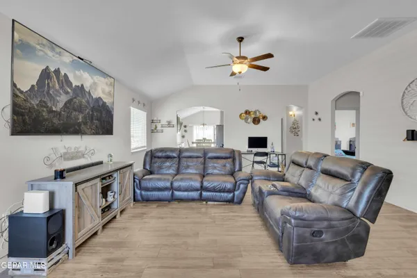 $255,555 | 11056 Gem Valley Road, Socorro, TX 79927