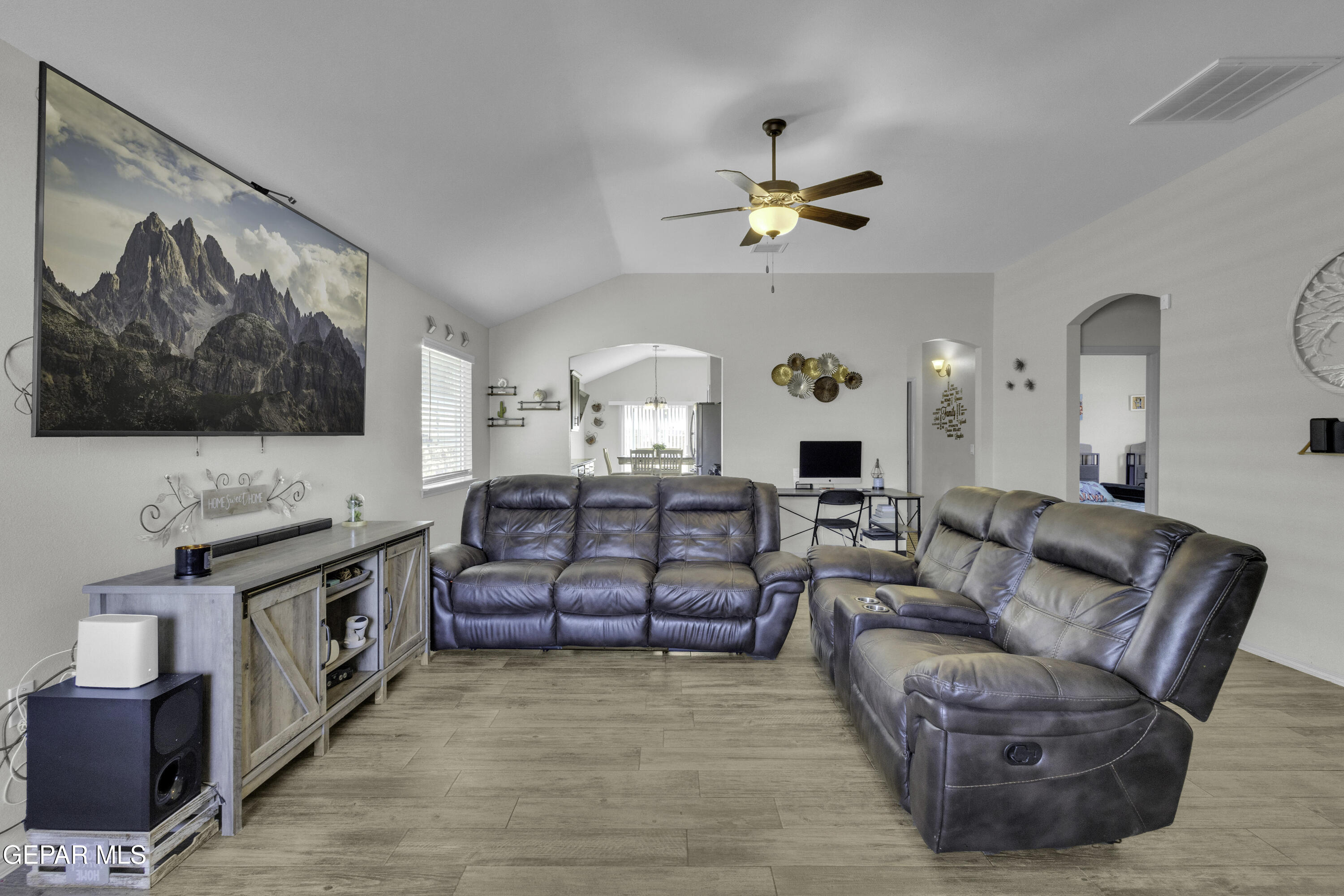 11056 Gem Valley Road Socorro, TX 79927 - Photo 8 of 54 2 (3)