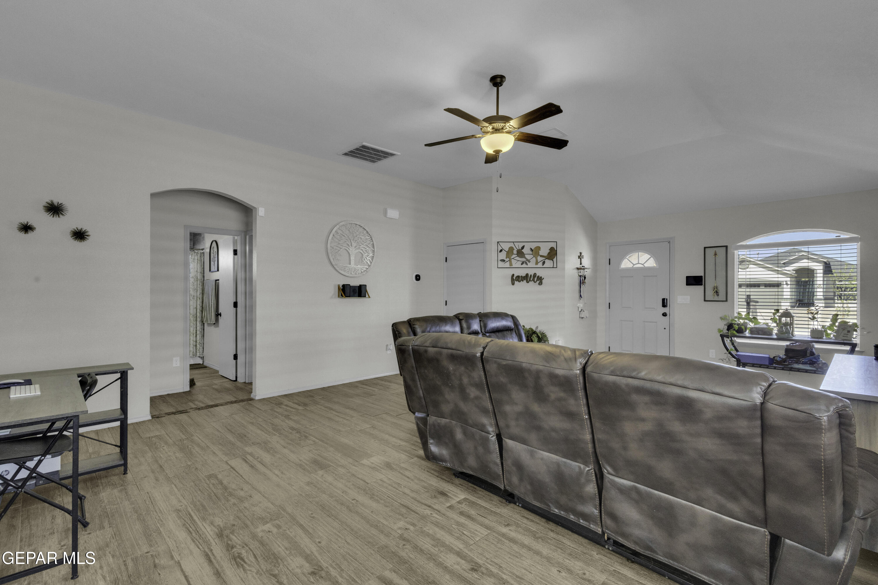 11056 Gem Valley Road Socorro, TX 79927 - Photo 10 of 54 2 (5)