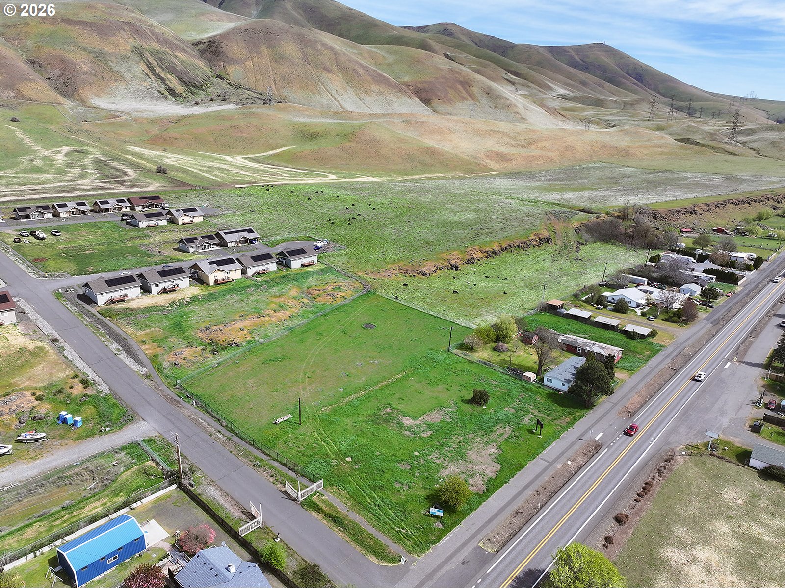 9251 State Route 14 Wishram, WA 98673 - Photo 24 of 30 a view of a city