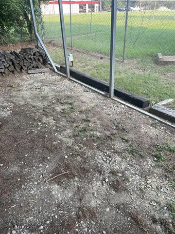 a view of a park with entertaining space