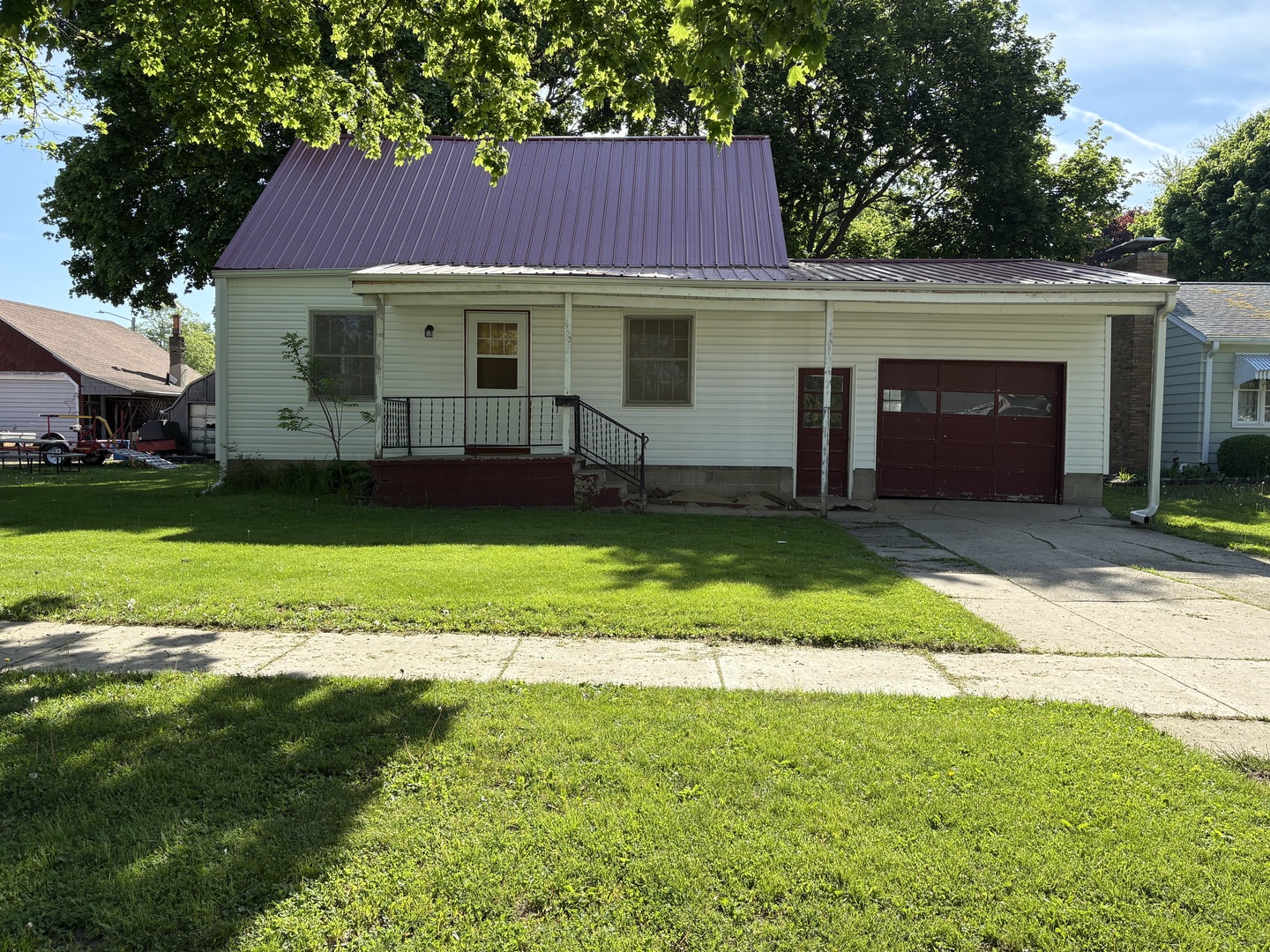 953 11th Street North Rochelle, IL 60168 - Photo 1 of 15 Gallery Image 1