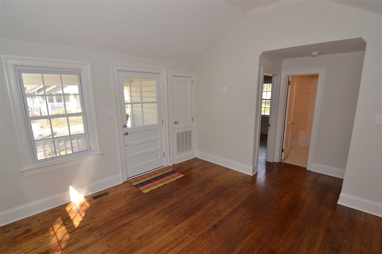 2403 Bedford Avenue Raleigh, NC 27607 - Photo 4 of 14 Photo 4