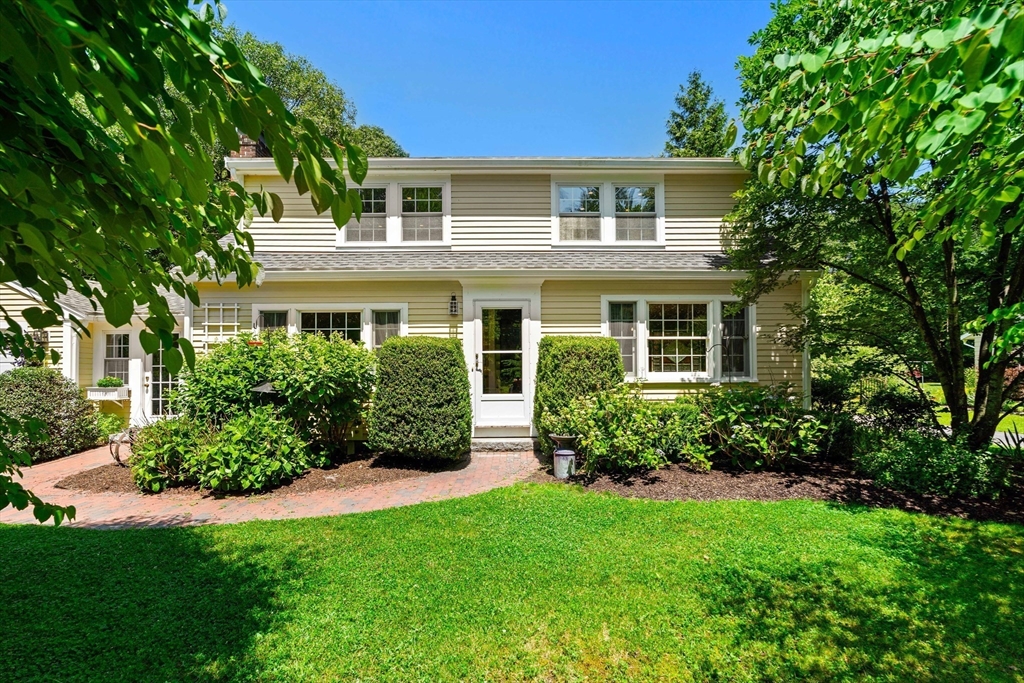 84 Pleasant Street Wenham, MA 01984 - Photo 1 of 38