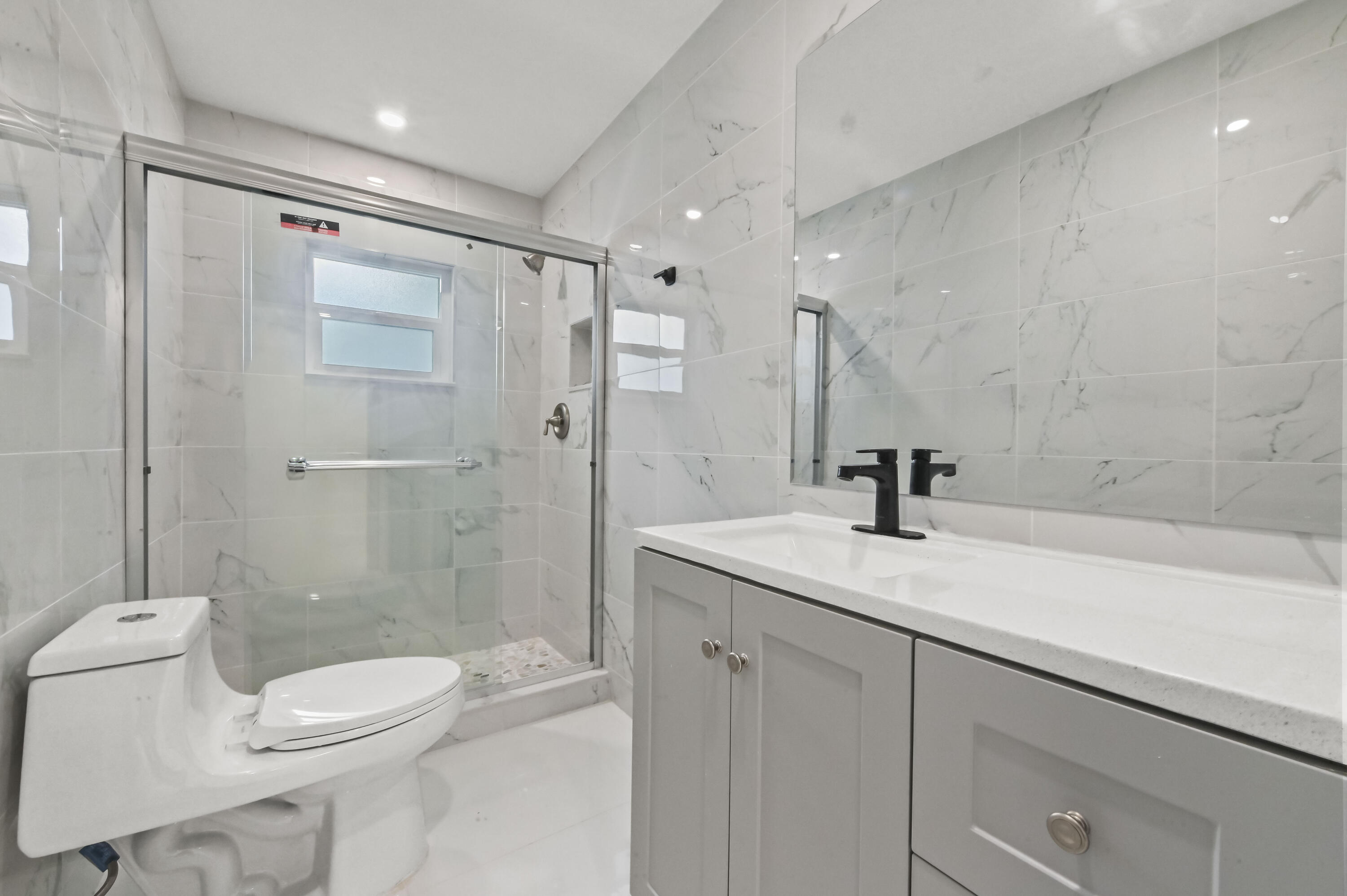 1919 Mimosa Avenue Fort Pierce, FL 34949 - Photo 18 of 33 17 Bathroom 01