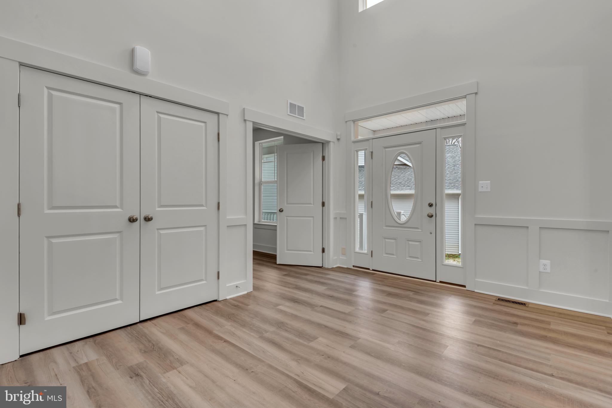 6504 Whitetail Crossing Way Hanover, MD 21076 - Photo 11 of 92 Foyer