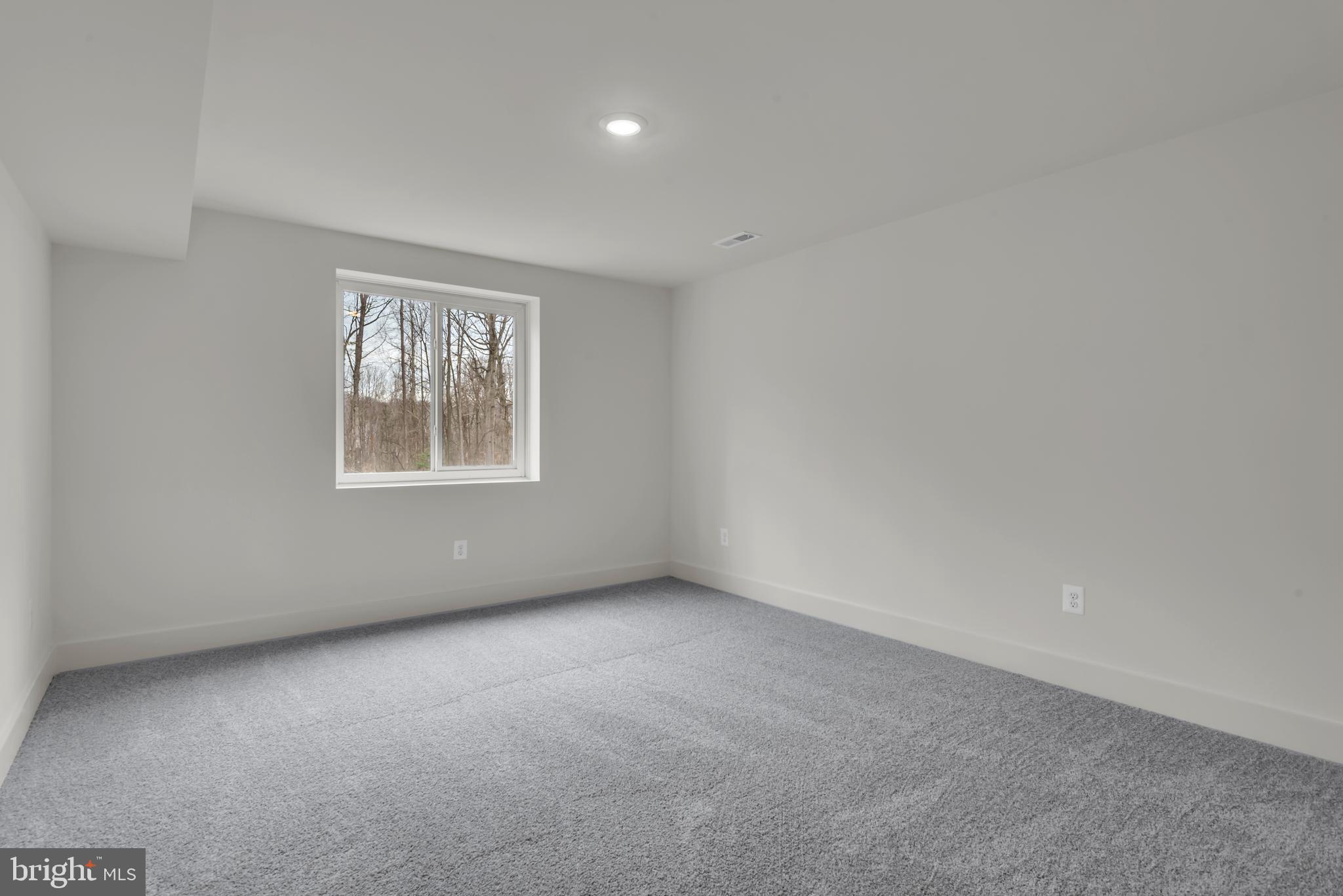 6504 Whitetail Crossing Way Hanover, MD 21076 - Photo 61 of 92 6th bedroom
