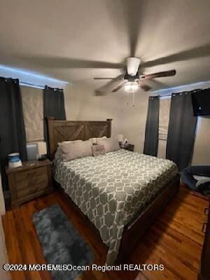 183 Broad Street Keyport, NJ 07735 - Photo 4 of 11 183 broad bed