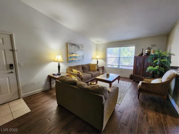 $1,675 | 5055 West Hacienda Avenue, Unit 2069, Las Vegas, NV 89118