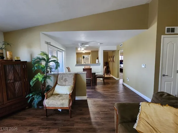 $1,675 | 5055 West Hacienda Avenue, Unit 2069, Las Vegas, NV 89118