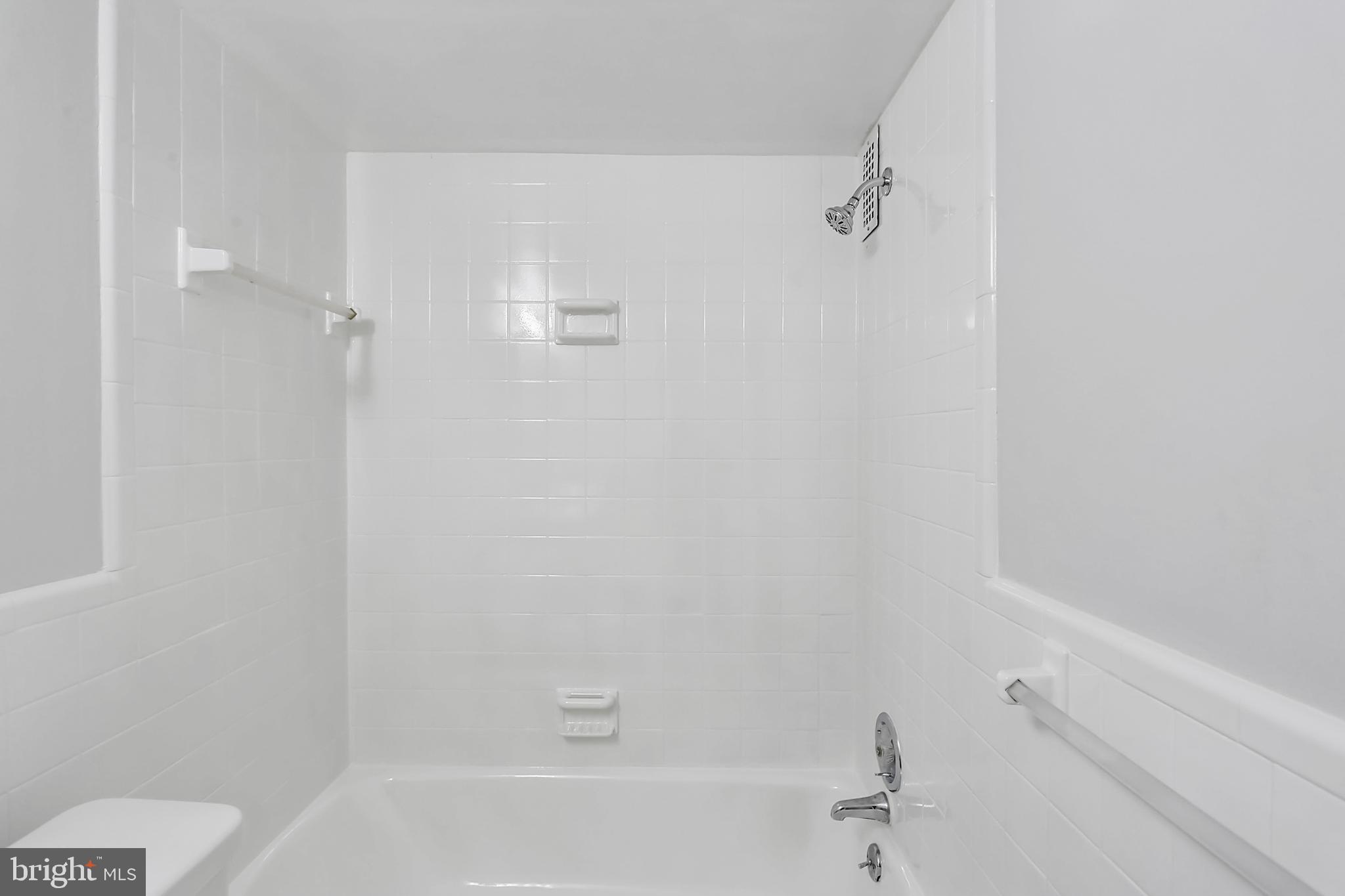 5101 River Road, Unit 1509 Bethesda, MD 20816 - Photo 21 of 33