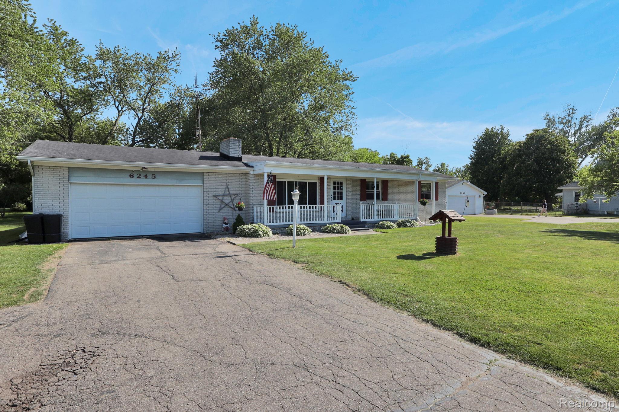 6245 Coldwater Road Flushing, MI 48433 - Photo 1 of 31 10-web-or-mls-Open Ended Media-10.jpg