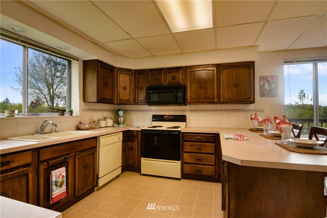 22121 Old Owen Road Monroe, WA 98272 - Photo 9 of 25 Gallery Image 9