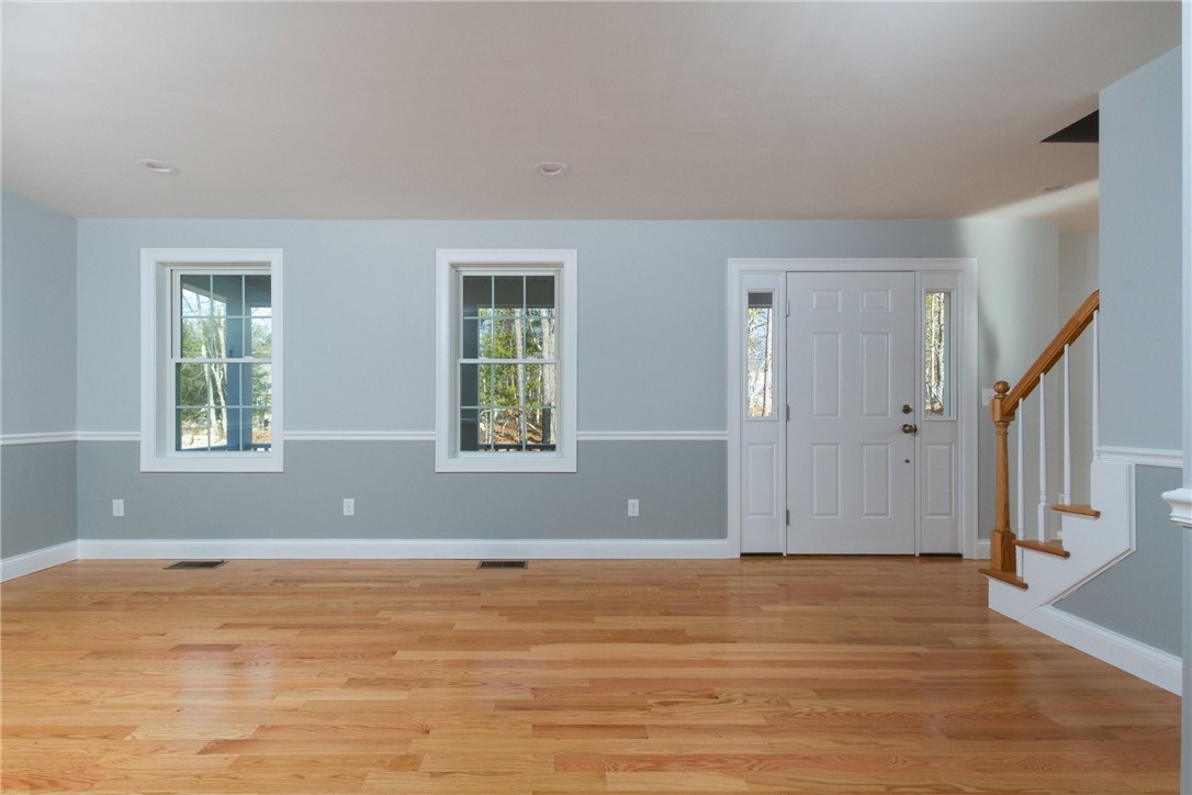 153 Buckeye Brook Road Charlestown, RI 02813 - Photo 12 of 40
