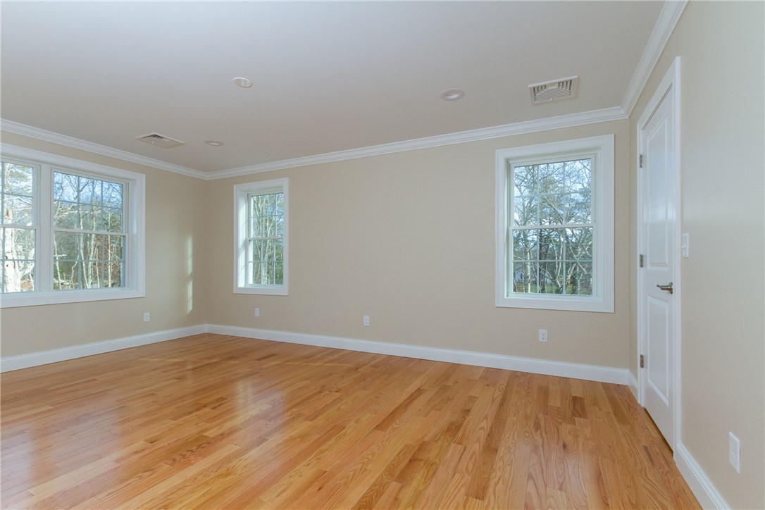 153 Buckeye Brook Road Charlestown, RI 02813 - Photo 17 of 40