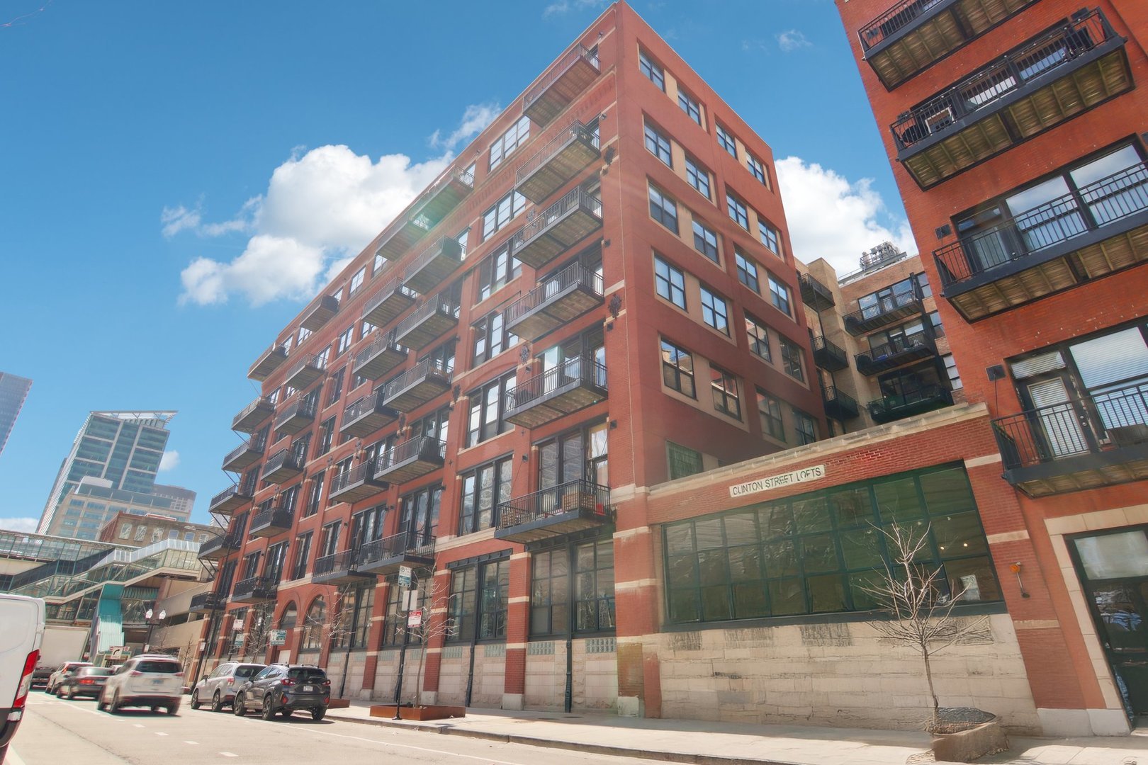 226 North Clinton Street, Unit 216 Chicago, IL 60661 - Photo 2 of 21 a view of a building