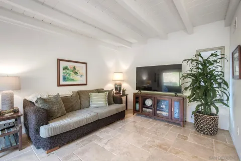 $1,700,000 | 1724 Burgundy Road, Encinitas, CA 92024