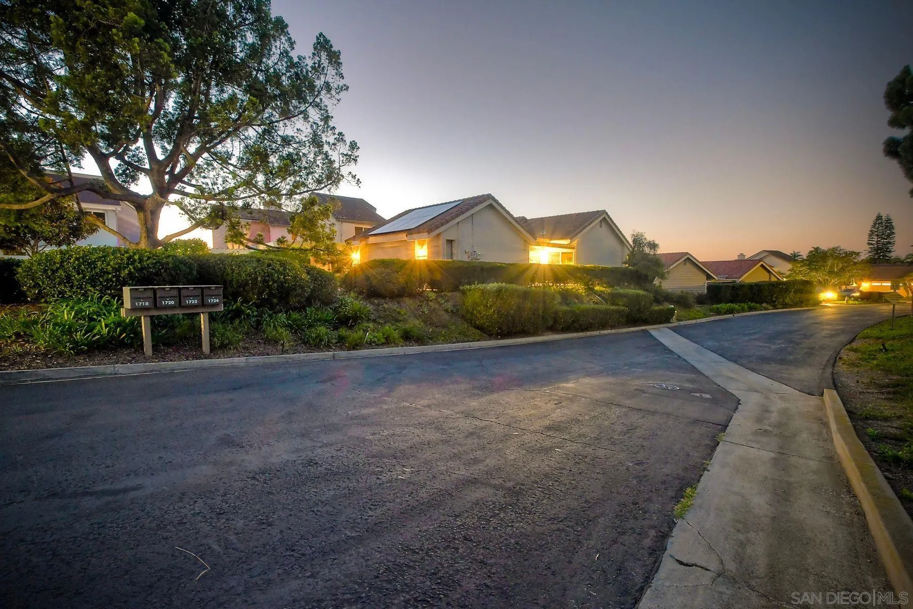 1724 Burgundy Road Encinitas, CA 92024 - Photo 41 of 46